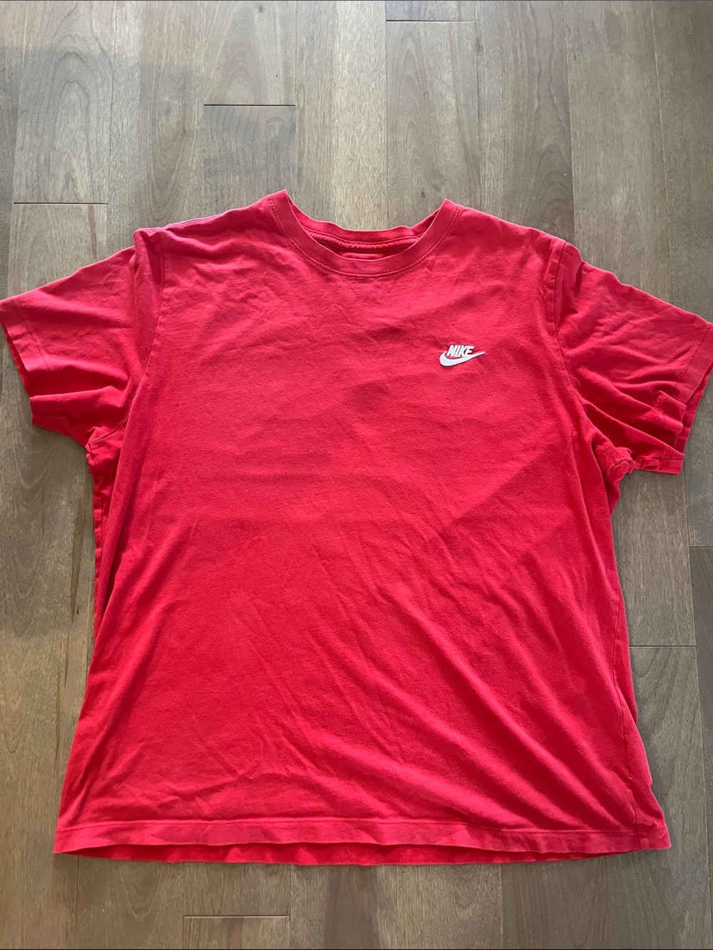 Nike Red Crewneck T-Shirt with White Swoosh XL
